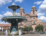 plaza-cusco-dia-armas